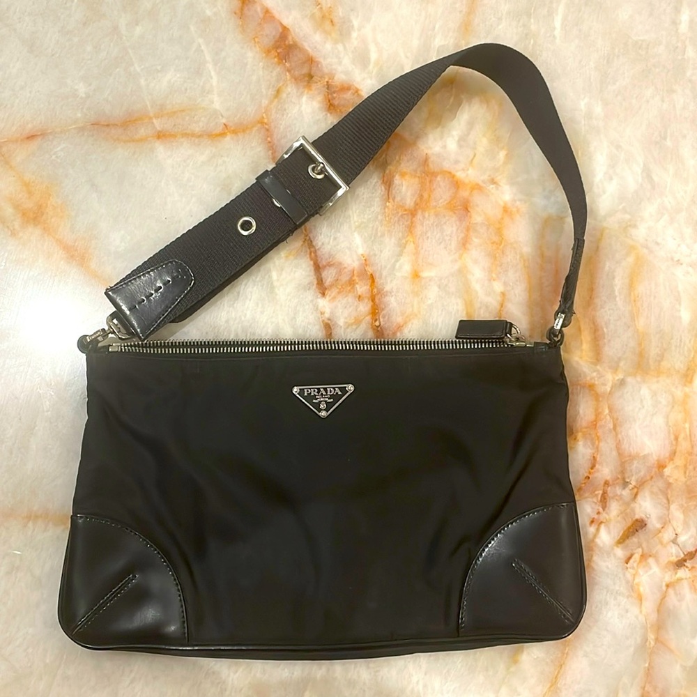 Prada Semitracolla
